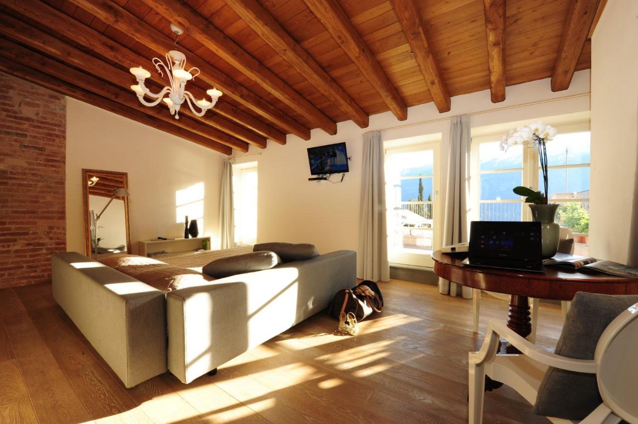 Locanda Al Castelletto Tremosine Luaran gambar